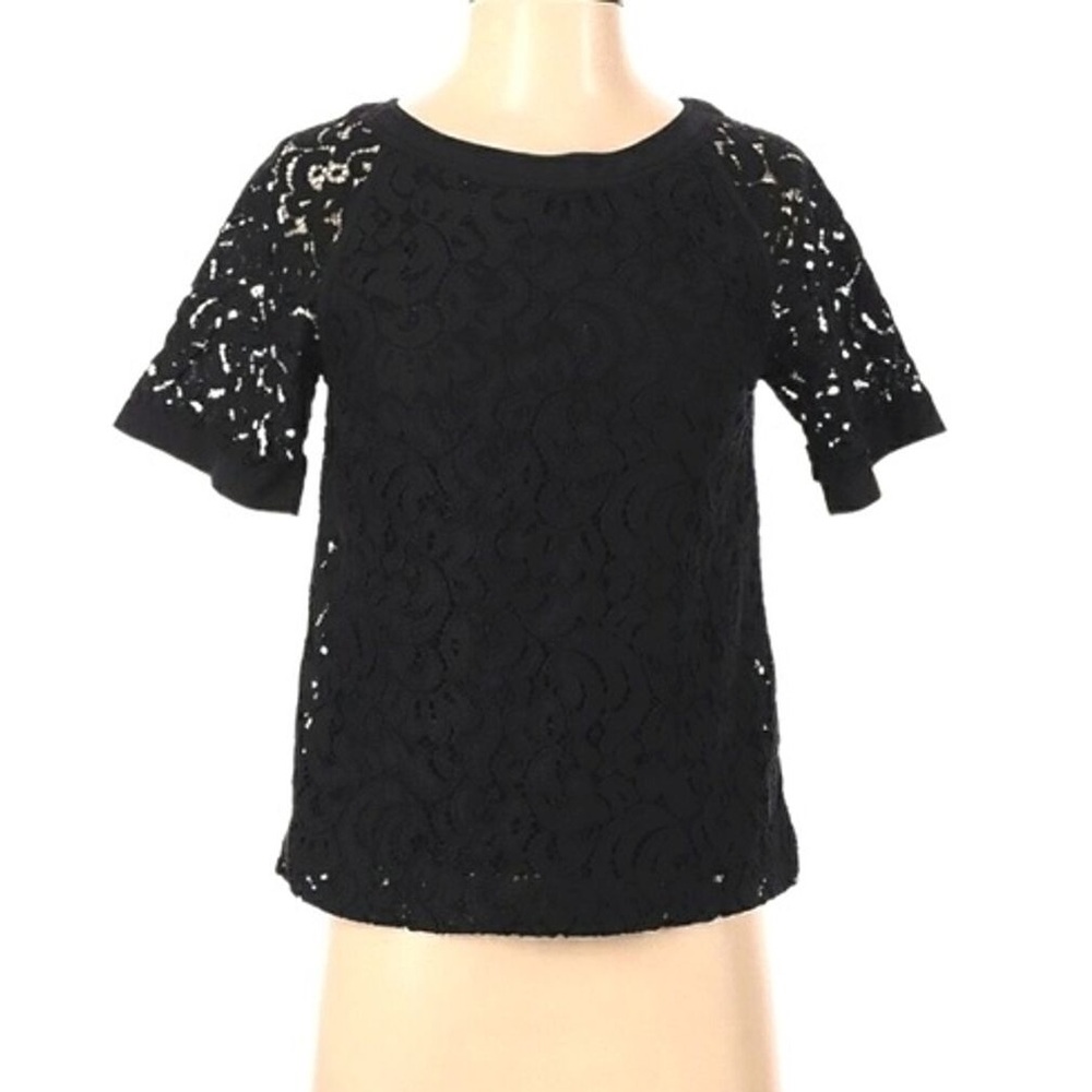 Banana Republic lace short sleeved top